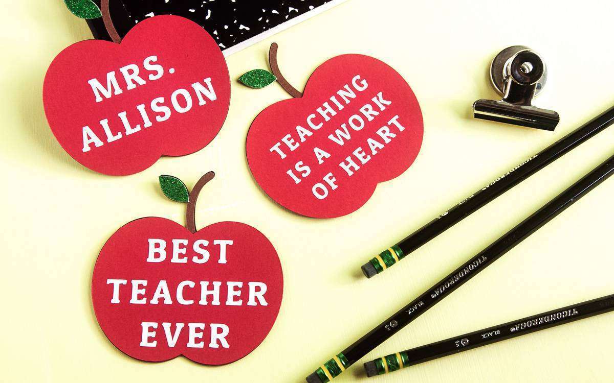 Featured Image for Apple Magnet Teacher Gifts (#115998)