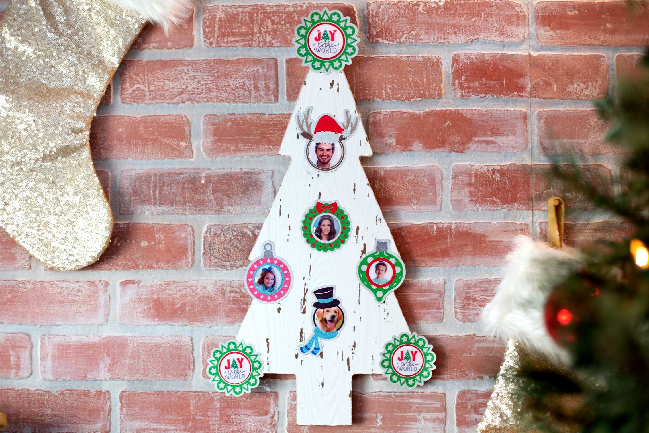 Featured Image for Christmas Tree with Doming Stickers (#119393)