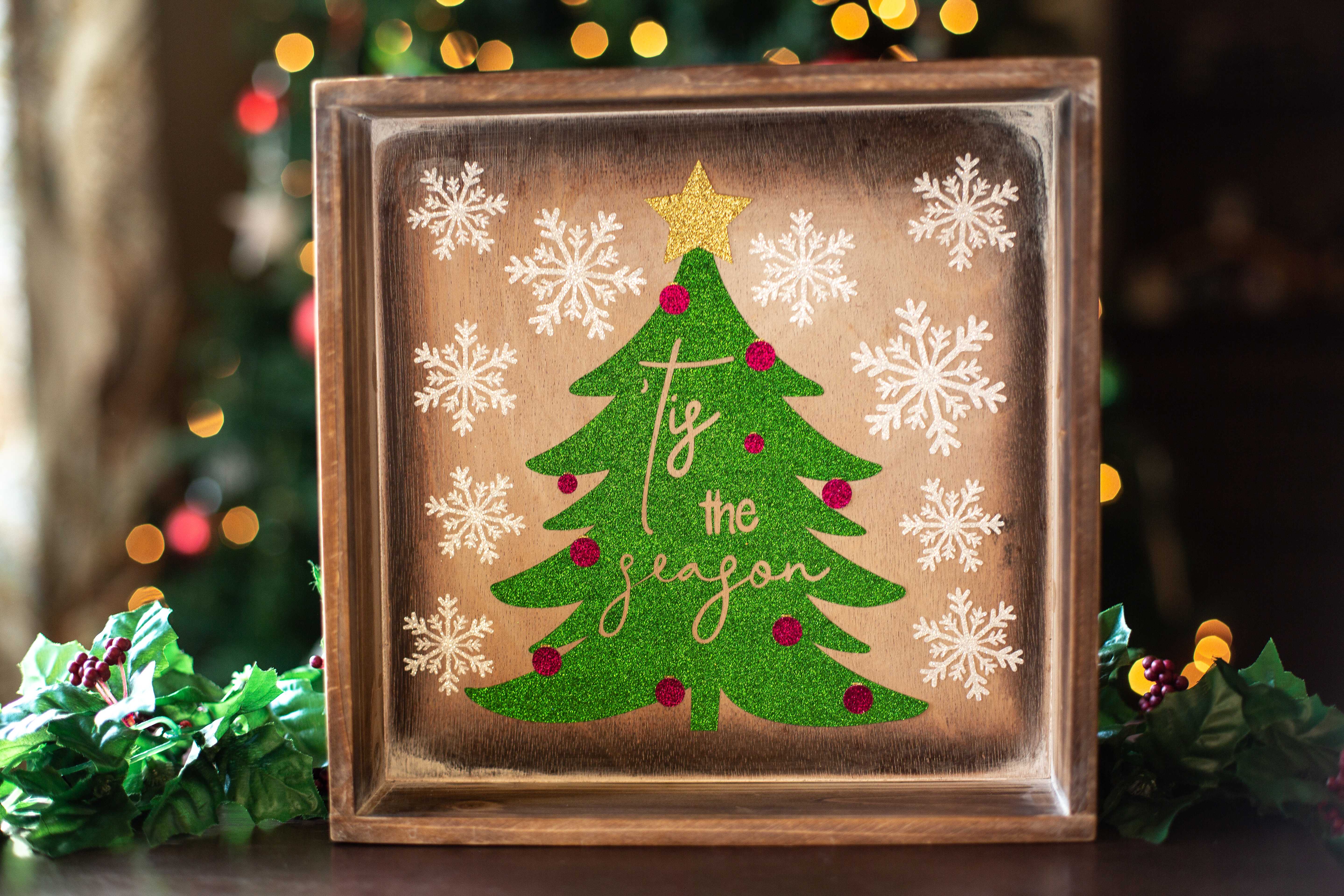 Featured Image for Glitter Vinyl Christmas Tree Applique (#119293)