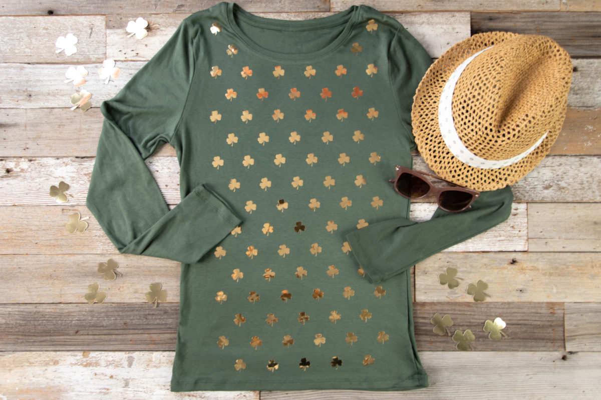 Featured Image for Lucky Shamrock T-Shirt (#121612)