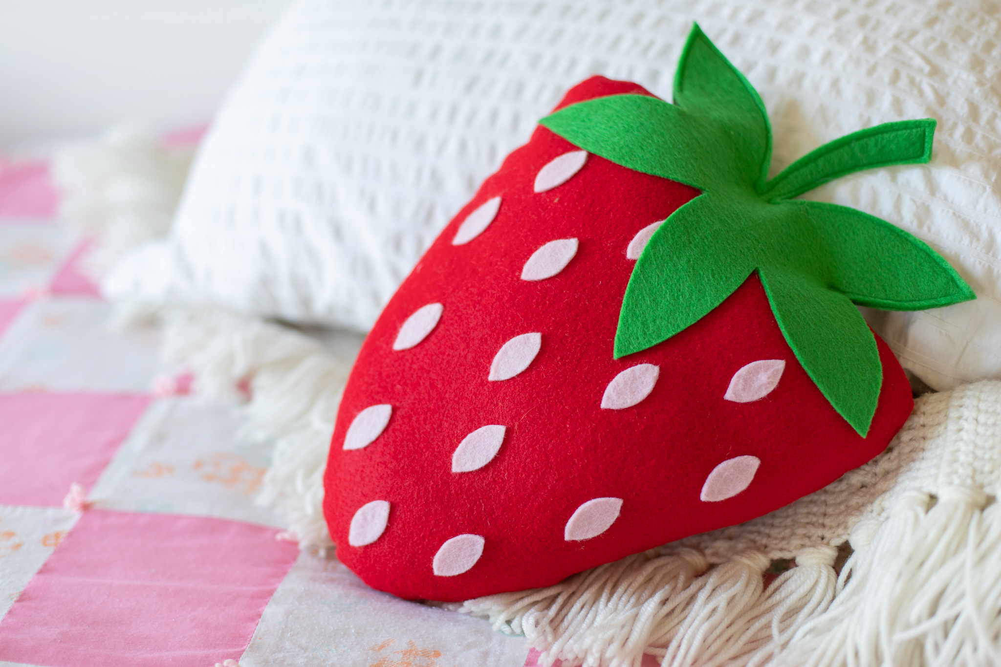 Featured Image for Felt Strawberry Pillow (#125317)