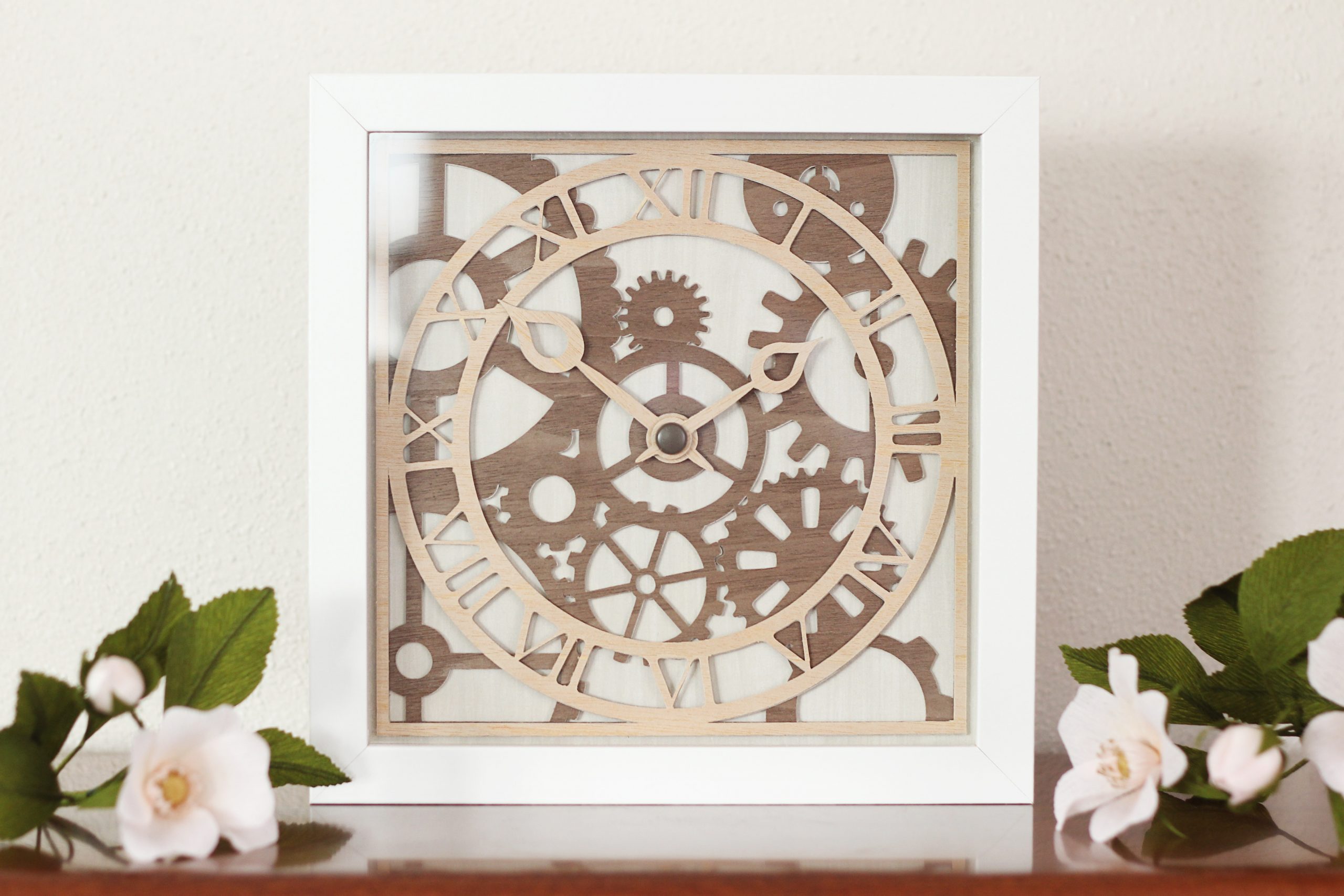 Featured Image for Wooden Clock Décor (#127986)