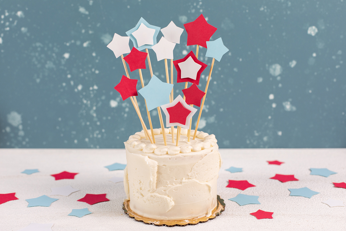 Featured Image for Memorial Day: Star Cake Topper (#128281)